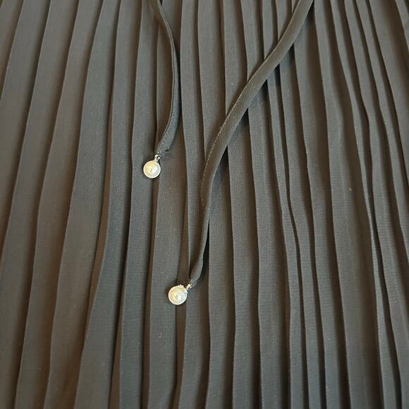 Sam Edelman Black Accordion Pleated, High Lo, Lined, Belted, Midi Dress- 2 - Picture 7 of 12